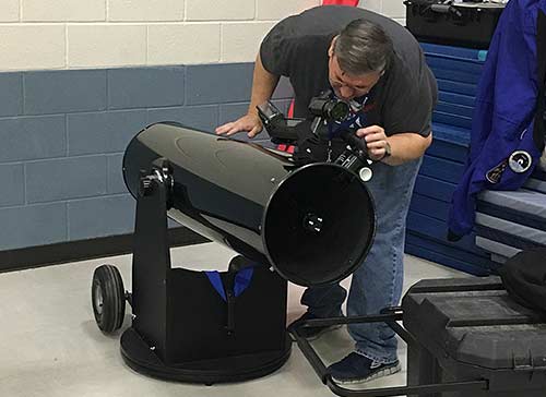 Tom sets up his Dobsonian telescope